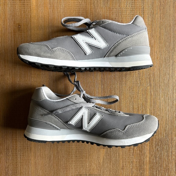 New Balance 515 v3 Sneakers - Picture 2 of 9
